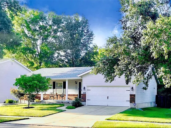 5101 Suson Way Ct, Saint Louis, MO 63128