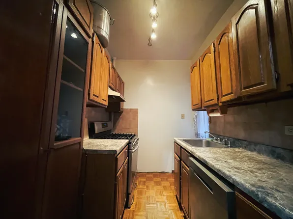 3130 Brighton 6th Street image 12 of 24