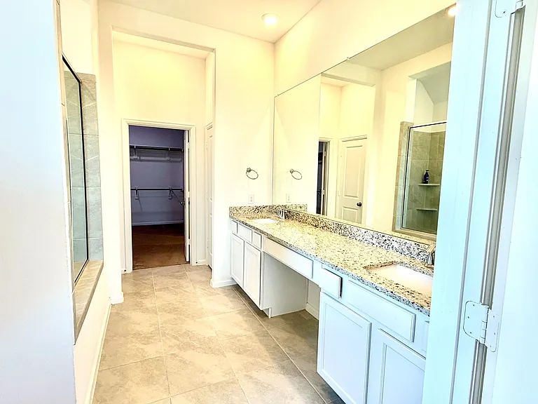 3715 Rock Ledge Dr — Photo 12