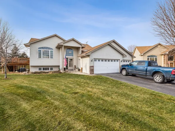 1379 Waters Way, Watertown, MN 55388