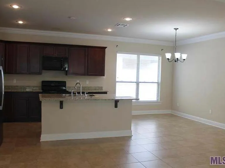 42342 Lakestone Dr — Photo 4