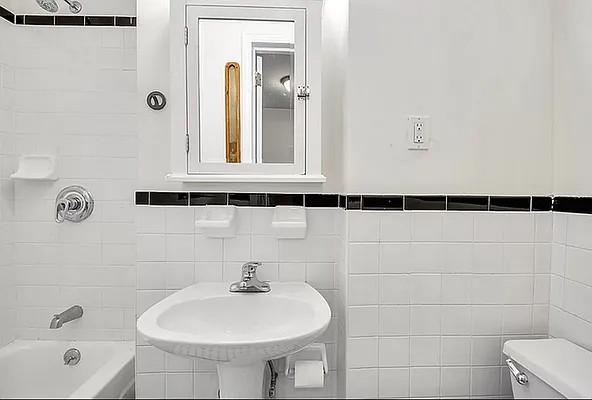 Rented by Compass | media 9