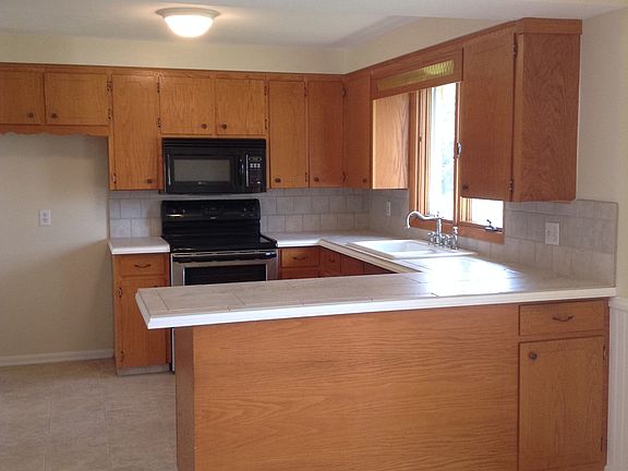 3rd image of 5241 Glenhaven Ave