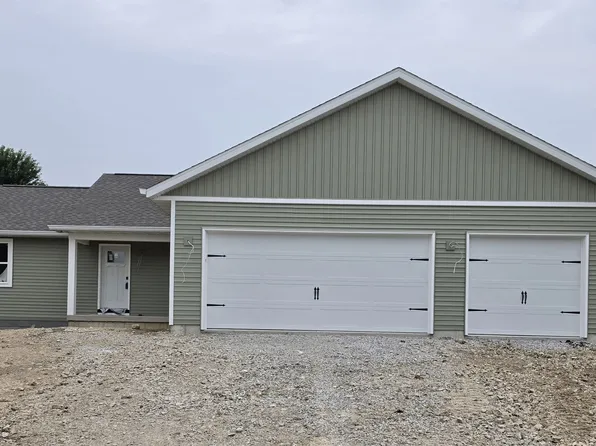114 J P Ct, Eden, WI 53019