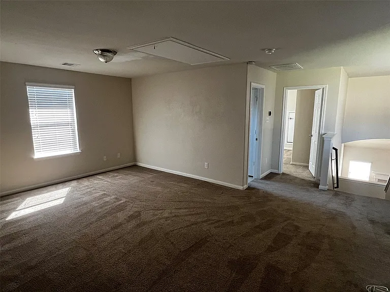 10621 Sunflower Dr — Photo 36