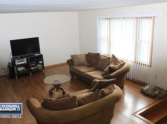 3rd image of 7251 Briarwood St