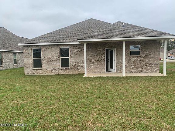 5th image of 218 Wild Cherry Ln