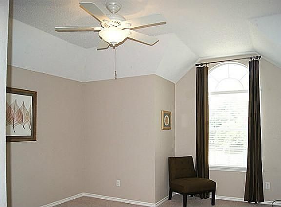 2nd image of 1514 Shadow Crest Dr