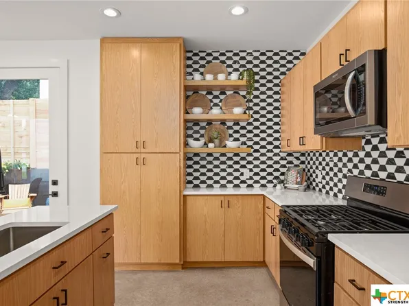 2919 E 13th St #1, Austin, TX 78702