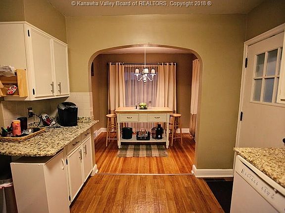 3rd image of 152 Sunnyvale Dr