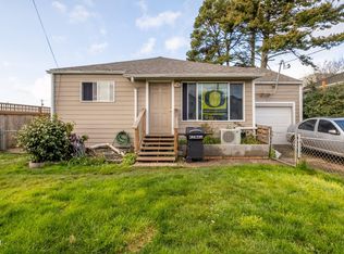 205 SE 1st St, Newport, OR 97365
