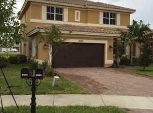 8560 Lakeside Dr, Parkland, FL 33076