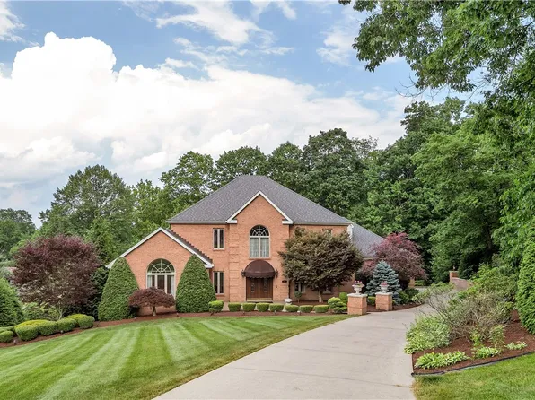 120 Lintel Dr, McMurray, PA 15317