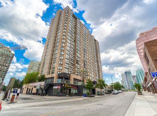 265 Enfield Pl #1808, Mississauga, ON L5B 3Y7
