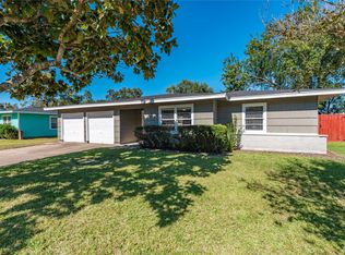 322 24th Ave N, Texas City, TX 77590