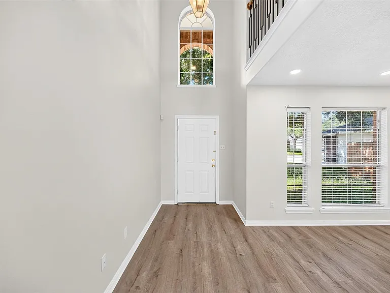 17243 Valemist Ct — Photo 4