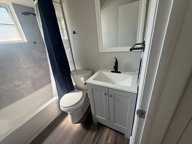6236 Westminster Dr — Photo 35