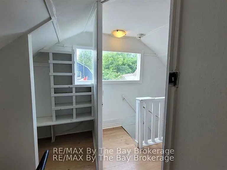 23 Glen St — Photo 26