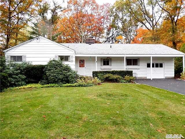 1st image of 10 Oakledge Dr