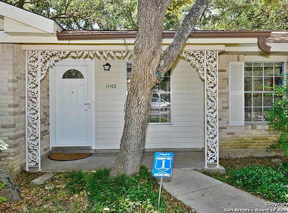 3rd image of 11102 Dreamland Dr