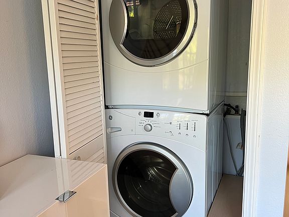 4th image of 1703 Natalie Ave #2-4
