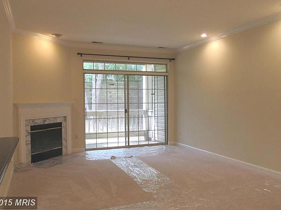 5th image of 10834 Antigua Ter APT 102
