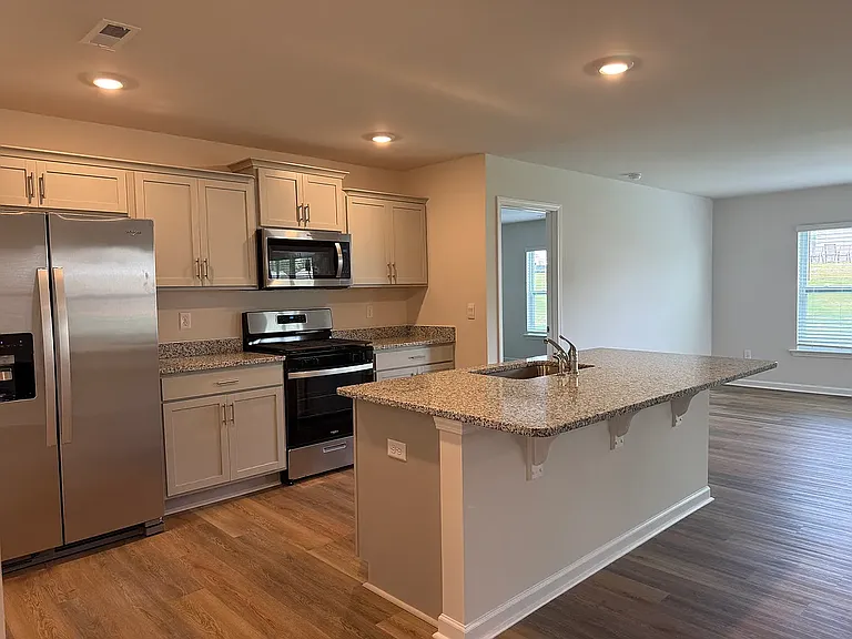 121 Cascade Ln — Photo 8