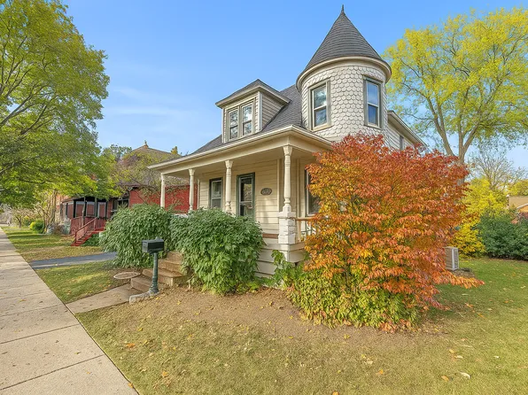 4005 Deyo Ave, Brookfield, IL 60513