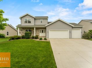 317 Southing Grange, Cottage Grove, WI 53527