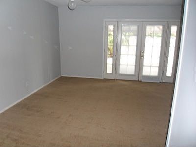3rd image of 4213 El Camino Ave