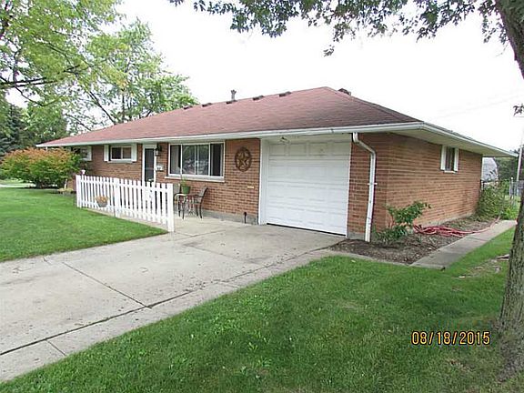 3rd image of 520 6th Ave