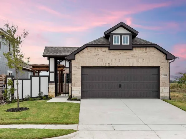 1640 Edgeway Dr, Aubrey, TX 76227