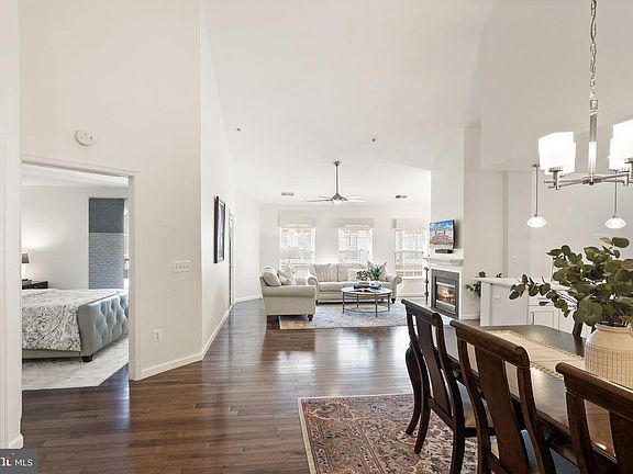 4th image of 11575 Cavalier Landing Ct Unit 403