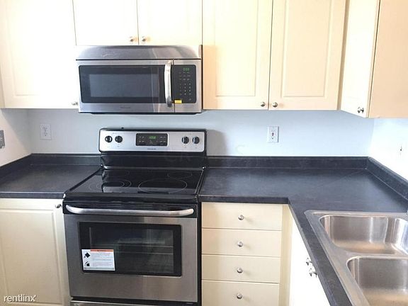2nd image of 239 Glenkirk Dr