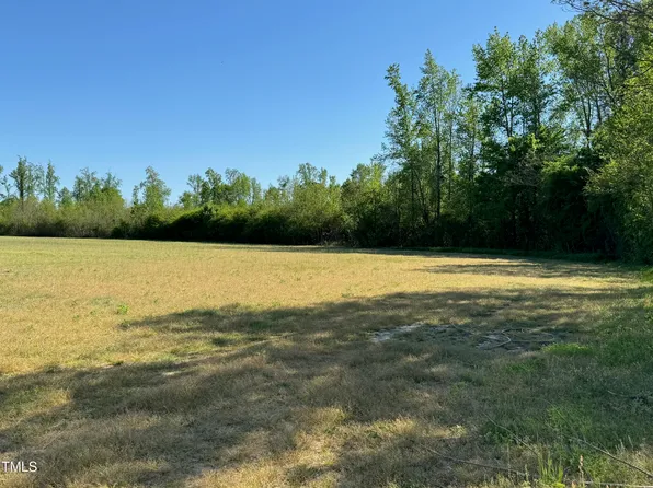 1 Norris Rd, Godwin, NC 28344