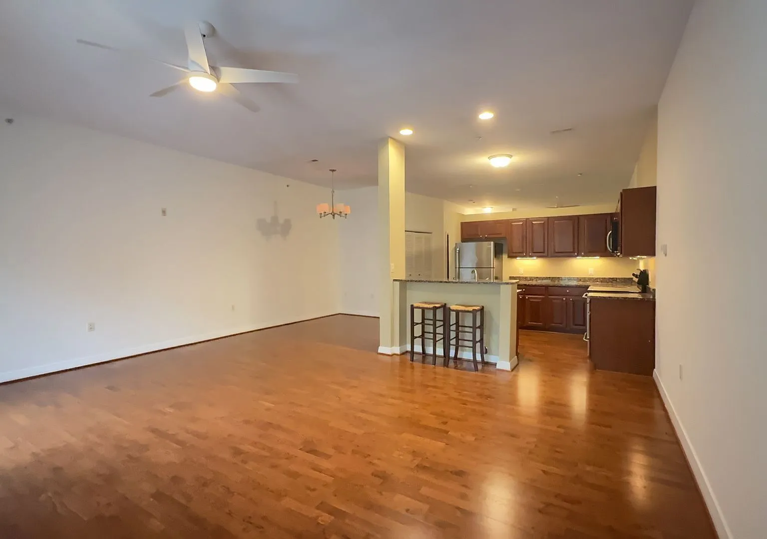 Modern 1-Bedroom Condo with Private Balcony! — Photo 4