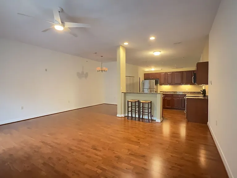 450 W Princess Anne Rd #308 — Photo 4