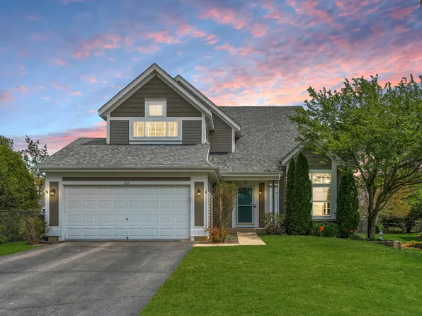 968 N Lancaster Cir, South Elgin, IL 60177
