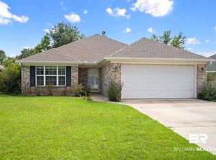 8218 Edgewood Dr, Daphne, AL 36526