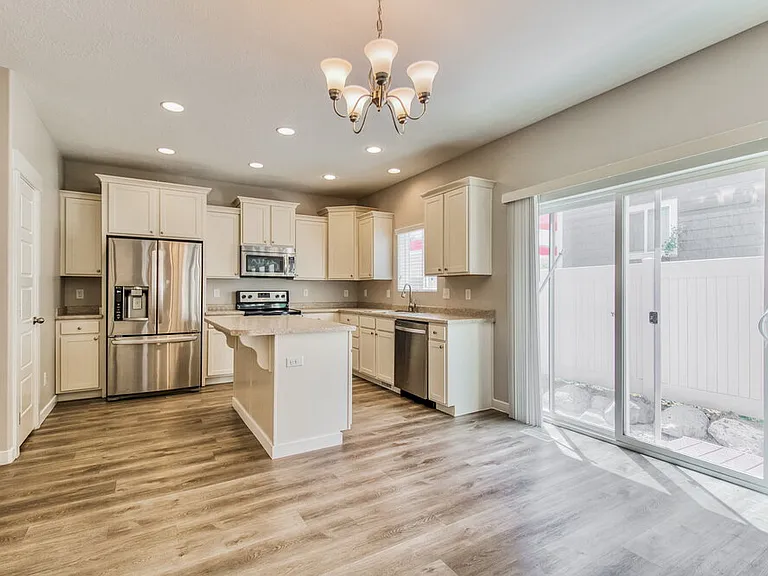 13368 S Moorfield Dr — Photo 6