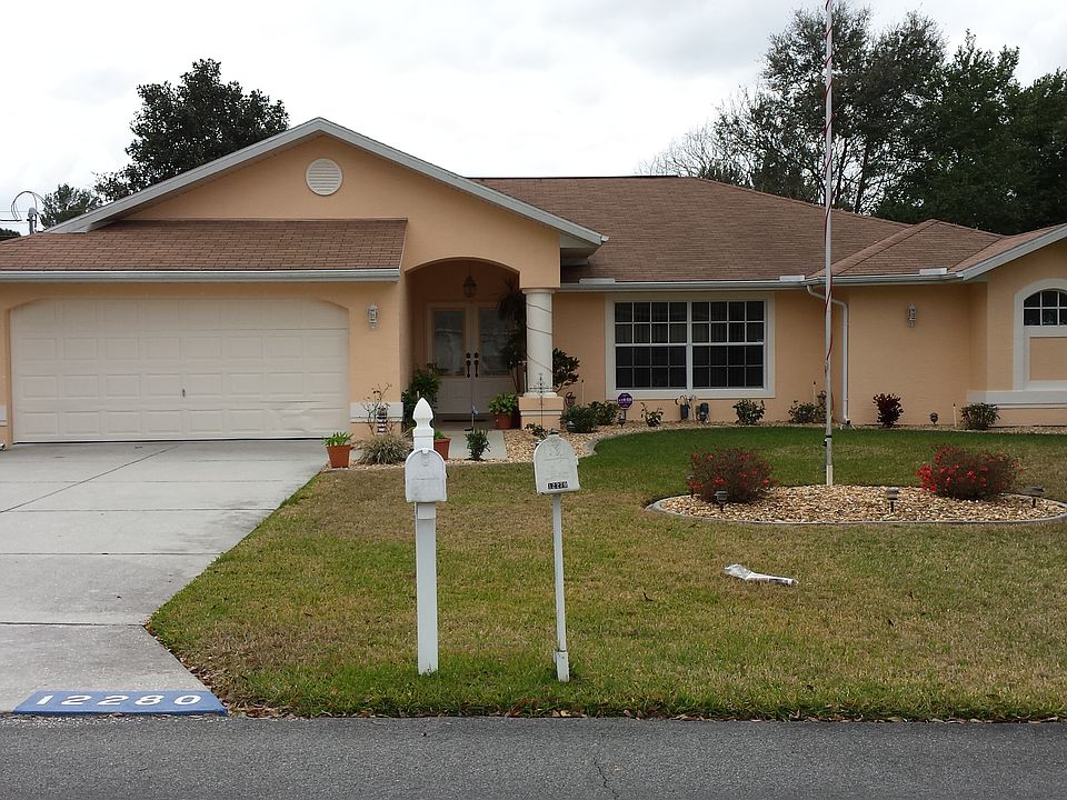 4 BDRM HOME W/POOL