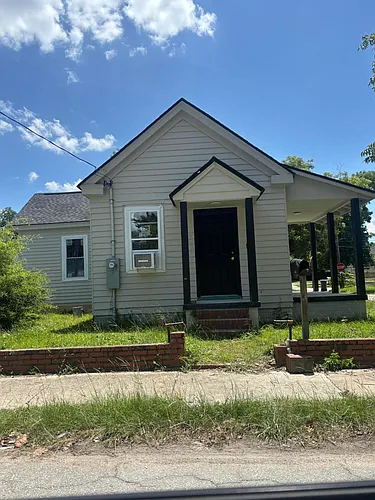 1744 Hicks St Photo 1