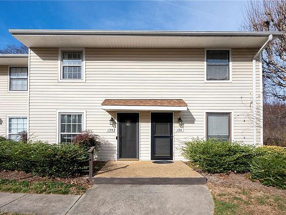 2nd image of 139 Turnwood Ln