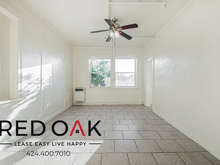 1000 S Grand View St #307 — Photo 4