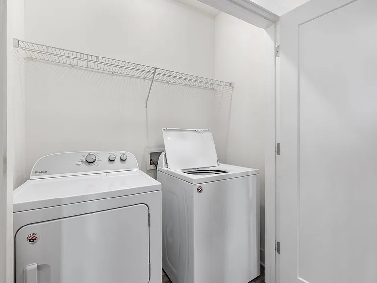 Republic Flats — Photo 11