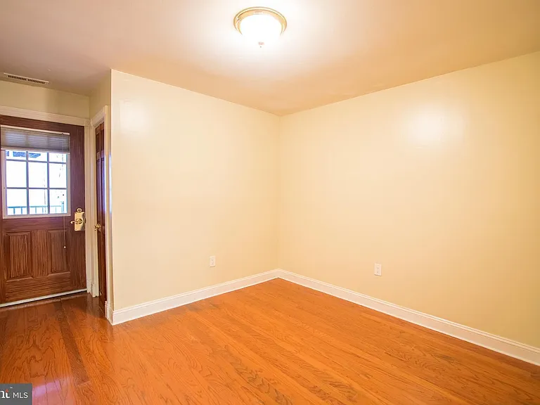 1124 E Passyunk Ave #3 — Photo 8