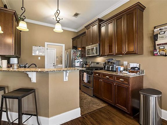 4th image of 337 Nicklaus Dr
