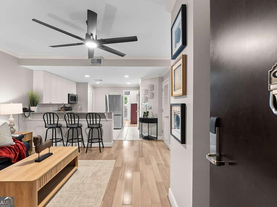 1st image of 250 W Broad St APT 205