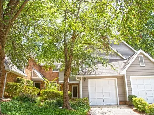9024 Saint Thomas Ln, Charlotte, NC 28277