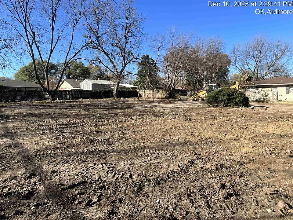 1st image of 725 Marlena Ln